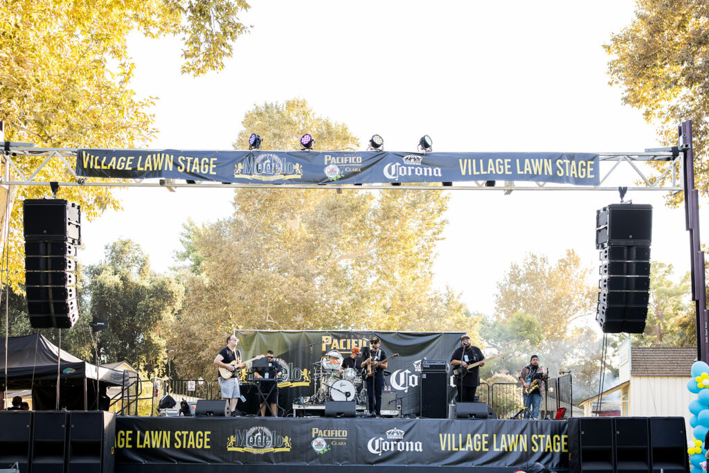 VILLAGE FEST 2025
